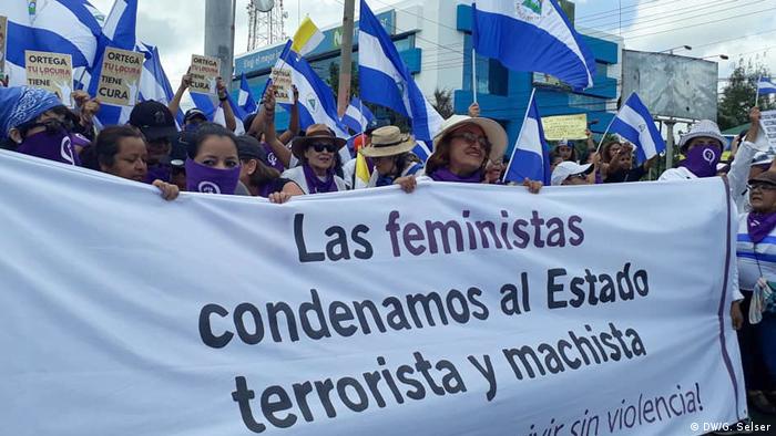 Nicaragua Frauen Feministinnen Anti Gewalt Protest (DW/G. Selser)