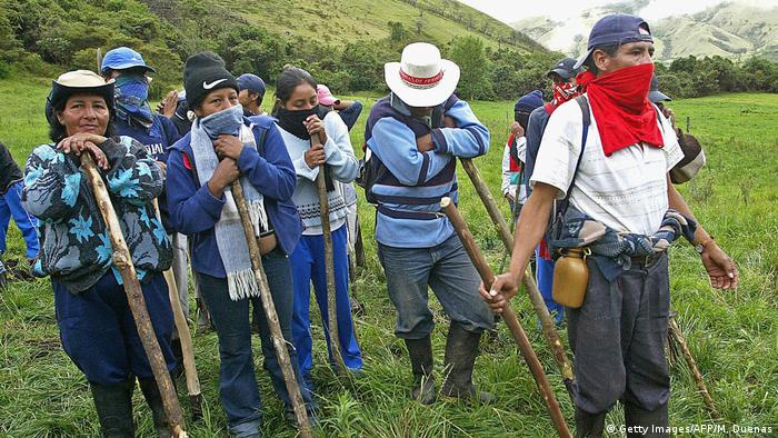 Representantes del pueblo indígena Paez, en el departamento del Cauca, suroeste de Colombia. 