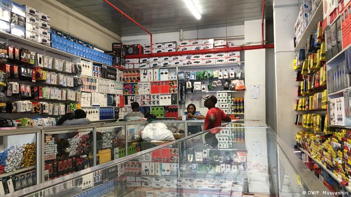 An electronic shop with traders (DW/P. Musvanhiri)