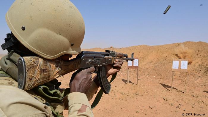 Soldier in Mauritania (DW/F. Muvunyi )