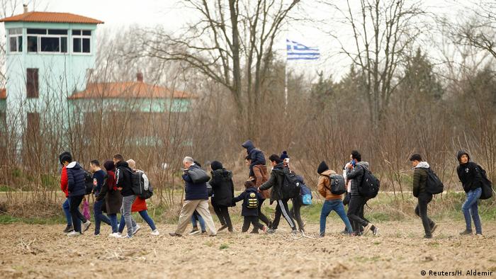 Türkei Pazarkule Flüchtlinge an der Grenze zu Griechenland (Reuters/H. Aldemir)