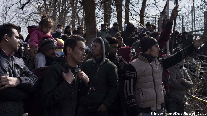 Türkei Flüchtlinge vor der Grenze zu Griechenland