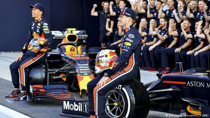 Red Bull drivers Alexander Albon and Max Verstappen (picture-alliance/HOCH ZWEI)