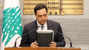 Libanon | Fernsehansprache Premierminister Hassan Diab (Reuters/Dalati Nohra)