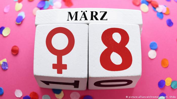 Frauentag am 8. März, gesetzlicher Feiertag in Berlin (picture-alliance/chromorange/C. Ohde)