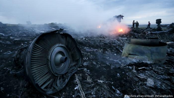 Malaysia Airlines Boeing 777 flight crashes in east Ukraine (picture-alliance/dpa/Z. Dzhavakhadze)