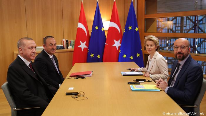 Çavuşoğlu dün Cumhurbaşkanı Erdoğan ile birlikte Brüksel'de AB Komisyonu Başkanı Ursula von der Leyen ve AB Konseyi Başkanı Charles Michel ile görüşmüştü