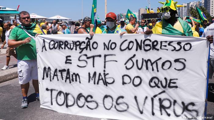 Apesar do coronavírus, atos pró-Bolsonaro ocorrem em várias ...