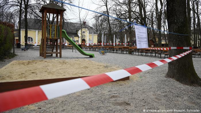 Parques infantiles cerrados por coronavirus en Alemania.