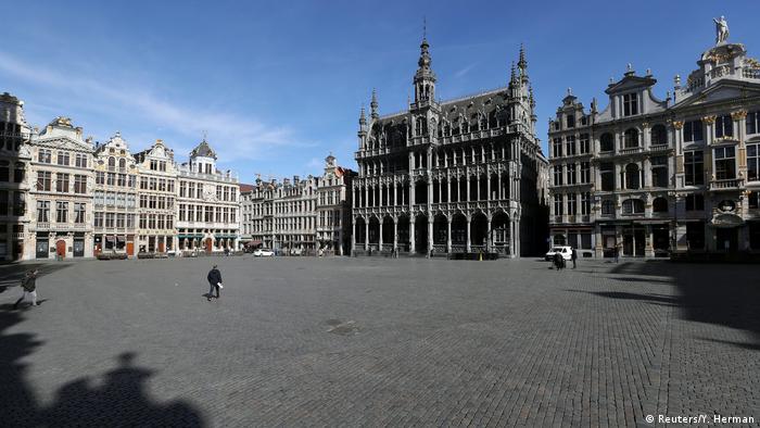 Празен площад в Брюксел