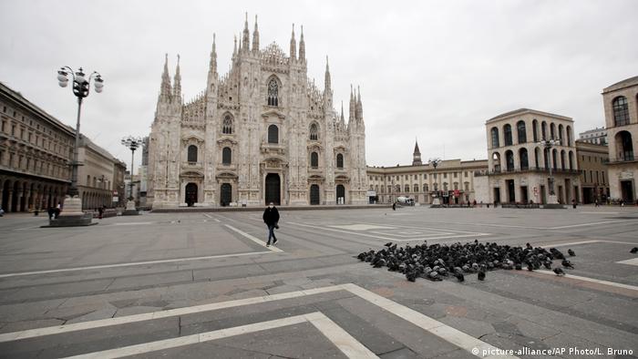 Empty downtown Milan (picture-alliance/AP Photo/L. Bruno)