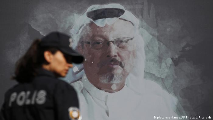 قتل الصحفي السعودي جمال خاشقجي أساءت بشكل كبير لصورة السعودية.