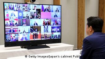 Video-konferans ile yapılan G20 zirvesine Japonya Başbakanı Şinzo Abe de katıldı