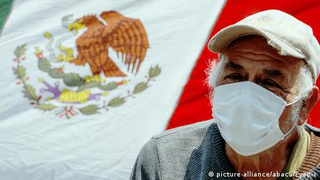Mexiko Mexiko Stadt | Protest während der Corona-Krise (picture-alliance/abaca/Eyepix)