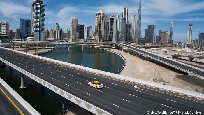 Kota Dubai sepi saat corona (picture-alliance/AP Photo/J. Gambrell)