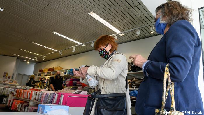 Coronavirus en Alemania: pequeños negocios reabren tras ...