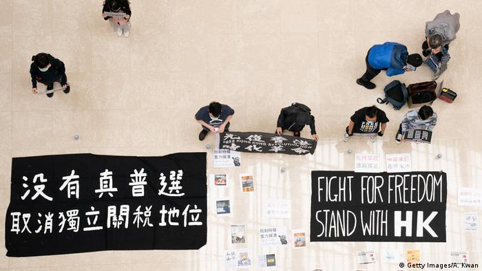 Hong Kong Protest für Demokratie | während Corona-Pandemie (Getty Images/A. Kwan)