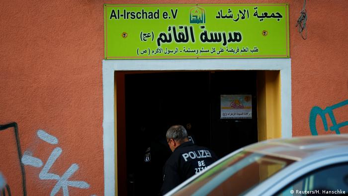 Deutschland | Berlin | Razzien gegen Hisbollah (Reuters/H. Hanschke)