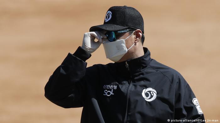 Corona | Sport in Südkorea (picture-alliance/AP/Lee Jin-man)