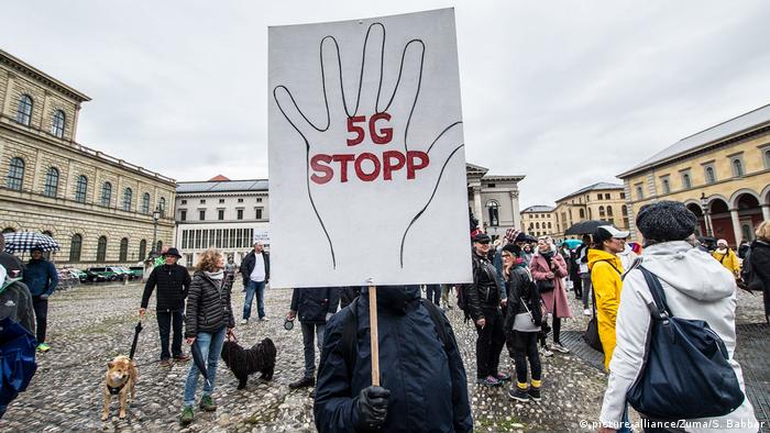 Протести в Мюнхен срещу 5G мрежата