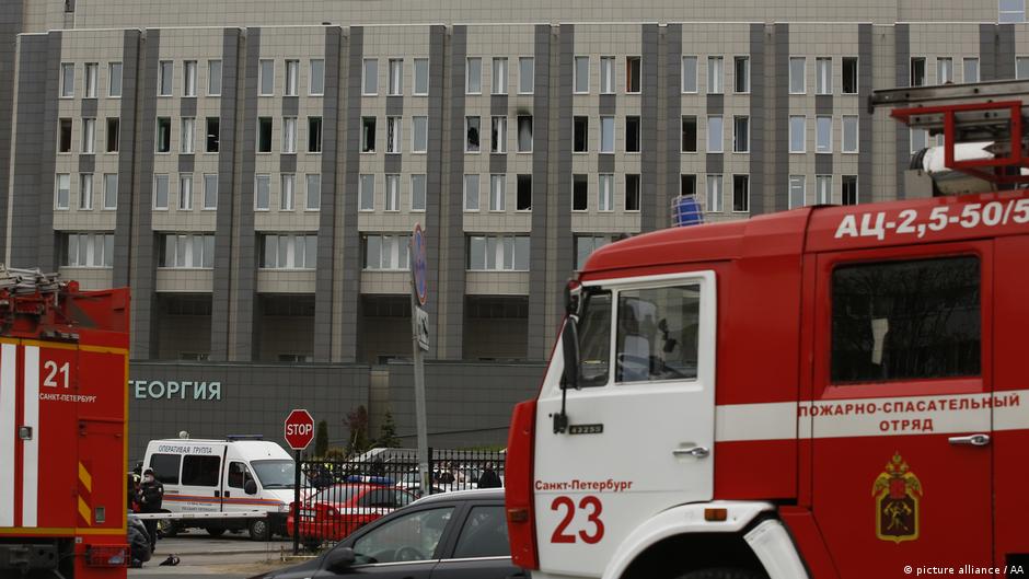 Russia: Ventilator fire in St. Petersburg hospital kills COVID-19 patients | DW | 12.05.2020