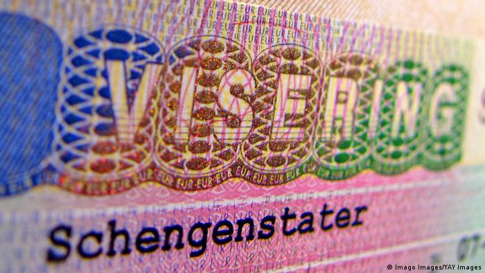 كانت ألمانيا قد سمحت لمن انتهت تأشيراتهم بالبقاء ضمن حدودها استثناءً بسبب جائحة كورونا (أرشيف)