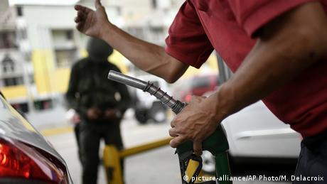 Venezuela Benzinknappheit (picture-alliance/AP Photo/M. Delacroix)