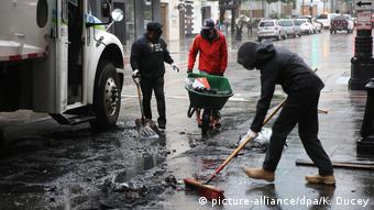 Καθαριότητα μετά τις διαδηλώσεις στο Σιάτλ