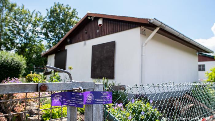 A summer house in Münster where there alleged child abuse took place (picture-alliance/dpa/G. Kirchner)