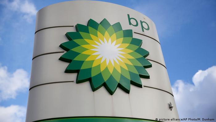 BP cuts 10,000 jobs after oil price collapse | News | DW | 08.06.2020