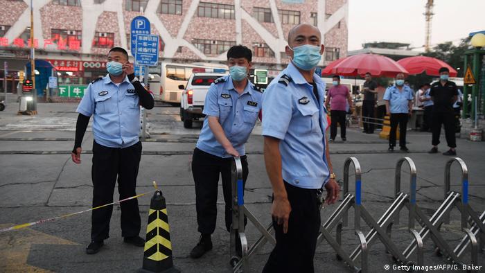 China Peking Abriegelung Xinfadi Markt (Getty Images/AFP/G. Baker)