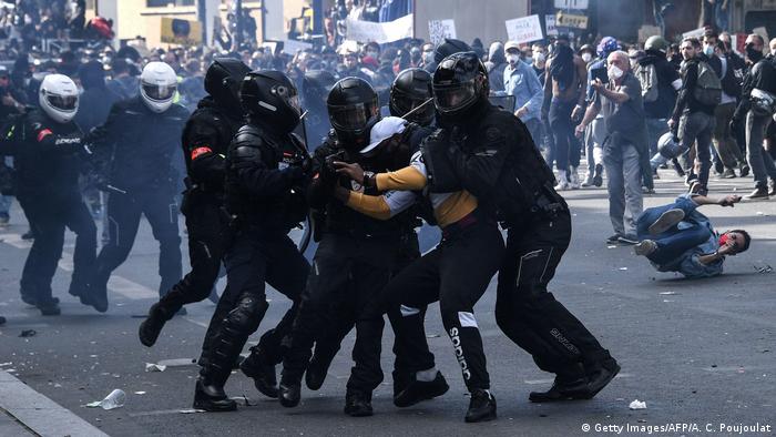 French riot police attesting Black Live Matter protestor (Getty Images/AFP/A. C. Poujoulat)