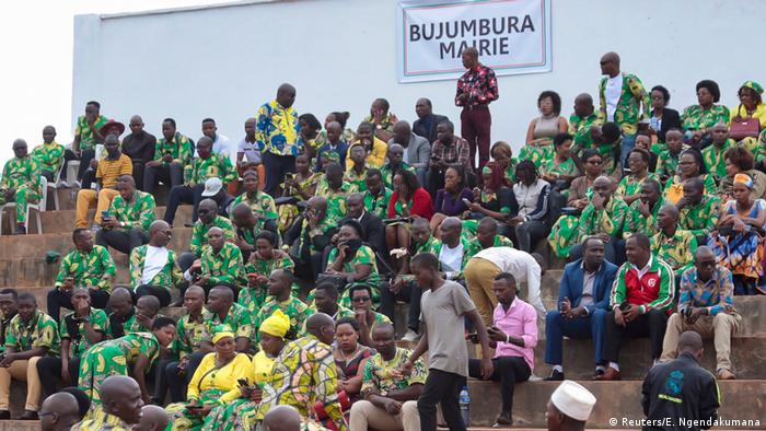 Burundi Vereidigung Präsident Evariste Ndayishimiye (Reuters/E. Ngendakumana)