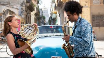 Sarah Willis and saxophonist Yuniet Lombida Prieto (Rittershaus)
