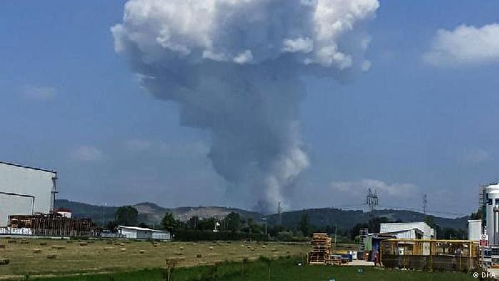 Türkei Explosion in Feuerwerksfabrik in Sakarya 
