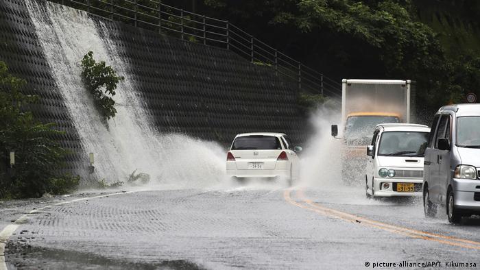 Heavy rains in Yatsushiro (picture-alliance/AP/T. Kikumasa)