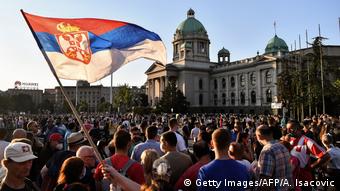 Μαζική διαδήλωση στη Σερβία στις αρχές Ιουλίου εν μέσω πανδημίας