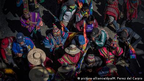 En julio, los indígenas de El Alto, departamento de La Paz, protestaron contra el retraso de las elecciones, aplazadas varias veces desde mayo.