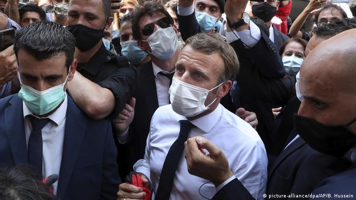 Libanon, Beirut: Emmanuel Macron (picture-alliance/dpa/AP/B. Hussein)