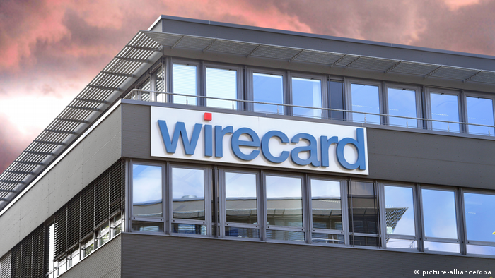 Logo of Wirecard on a building (picture-alliance/dpa)
