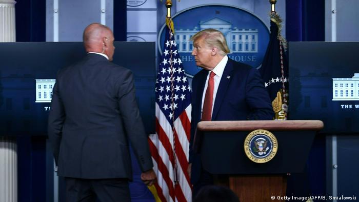 Washington White House Schüsse Evakuierung Trump (Getty Images/AFP/B. Smialowski)