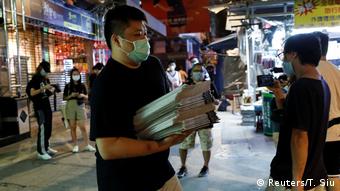 Hongkong Tageszeitung Apple Daily nach der Verhaftung von Jimmy Lai Chee-ying (Reuters/T. Siu)