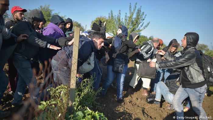Flüchtlinge Grenze Serbien Kroatien (Getty Images/J. Mitchell)
