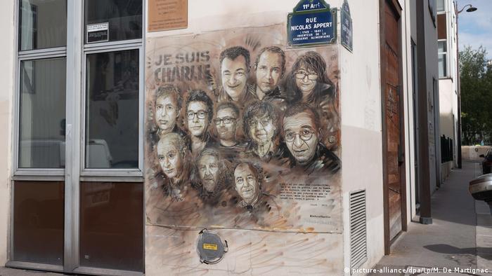 Frankreich | Charlie Hebdo Memorial in Paris (picture-alliance/dpa/Lp/M. De Martignac)