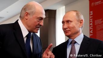 ARCHIV Sotschi Lukaschenko und Putin (Reuters/S. Chirikov)