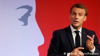 Fransa Cumhurbaşkanı Emanuel Macron yeni kısıtlamalar konusunda uyardı