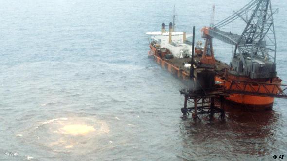 Flash-Galerie Größte Ölkatastrophen Ölbohrinsel IXTOC I (AP)