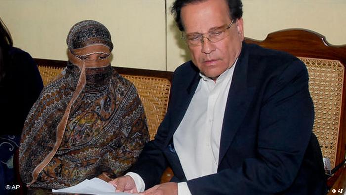 Former governor of Punjab province Salman Taseer and Asia Bibi (AP)